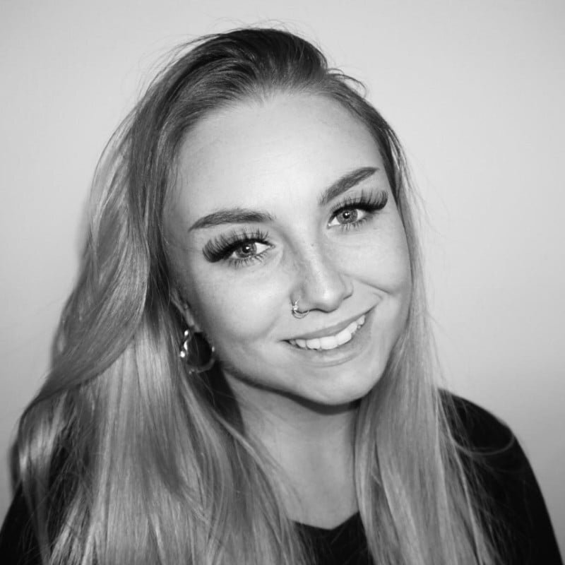 Caitlin headhsot